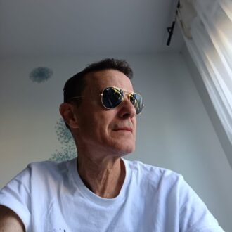 Homme libertin sportif cherche femme pour aventures discrètes et complices à Toulouse